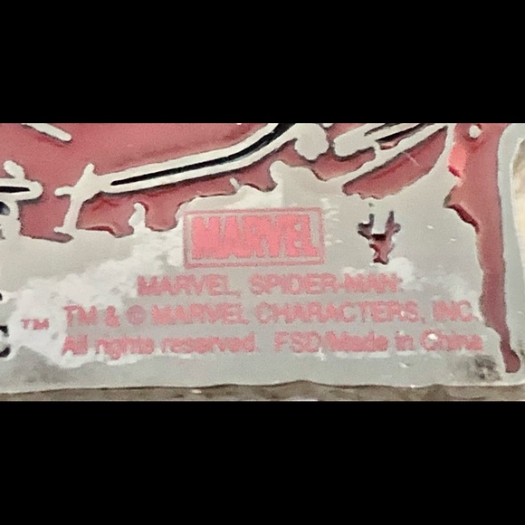 MARVEL UNIVERSAL STUDIO " ISLANDS OF ADVENTURE " KEY RING - Picture 14 of 15